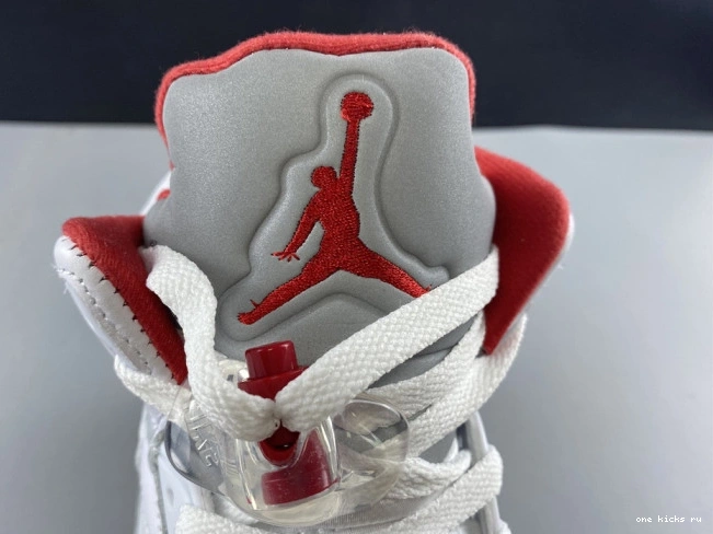 Chep Onekick Jordan DA1911-102 Retro Air Tongue Silver (2020) Red 5 Fire 0815